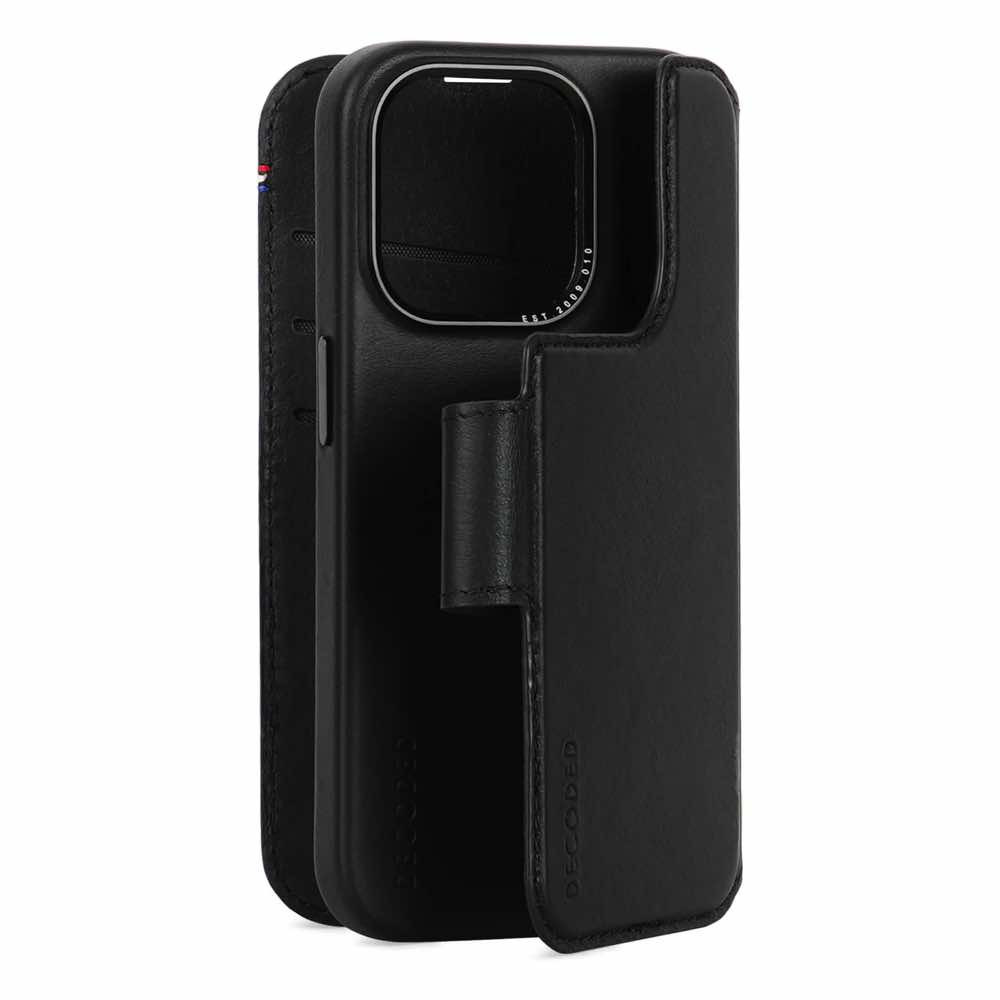 Decoded iPhone 15 Pro 2in1 Leather Wallet Cases