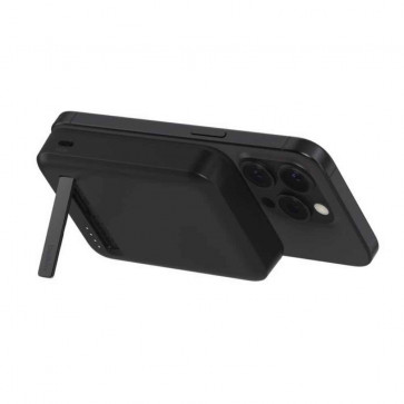 Belkin Qi2 BoostCharge Pro 8K Powerbank met stand