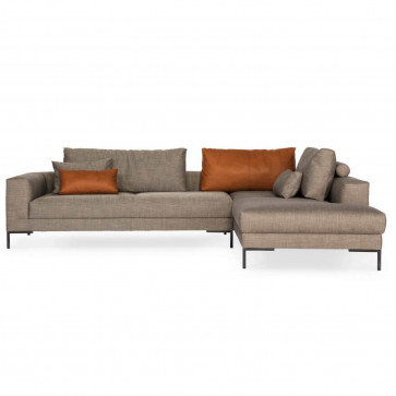 Design on Stock Aikon lounge sofa