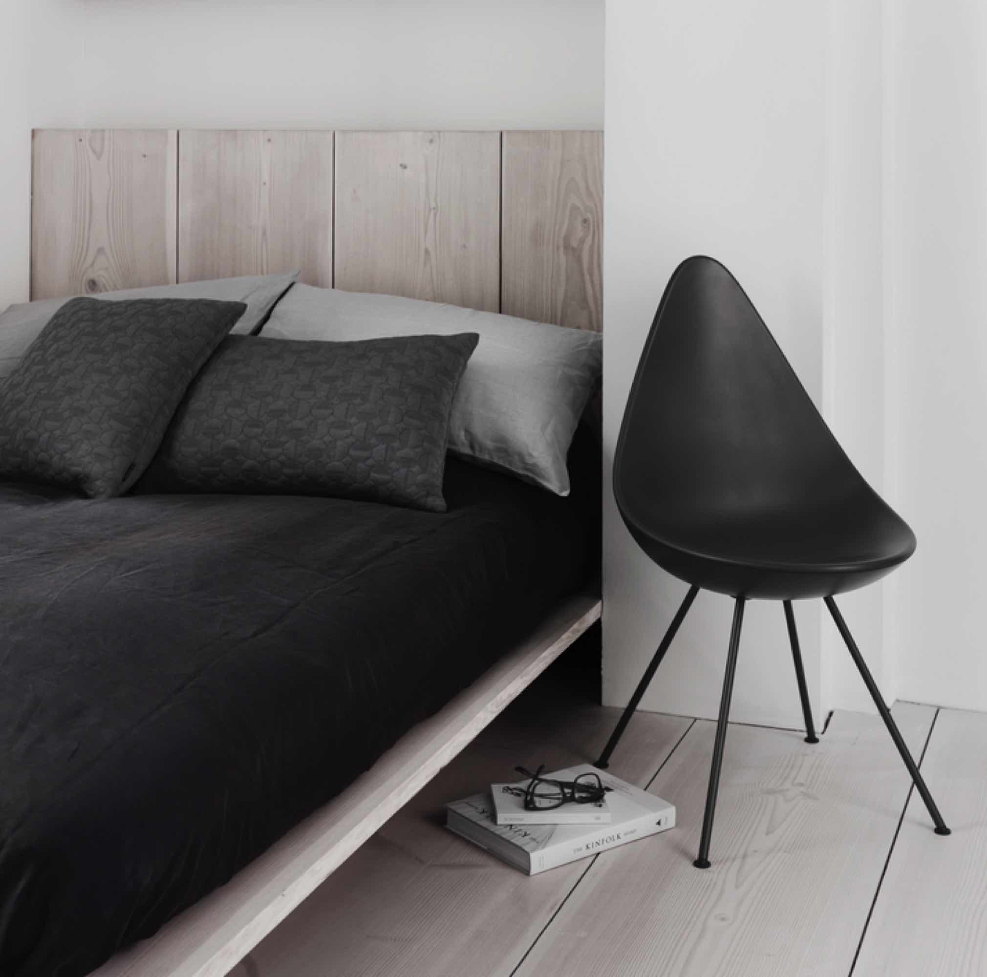 Fritz Hansen Ninove Drop Chair