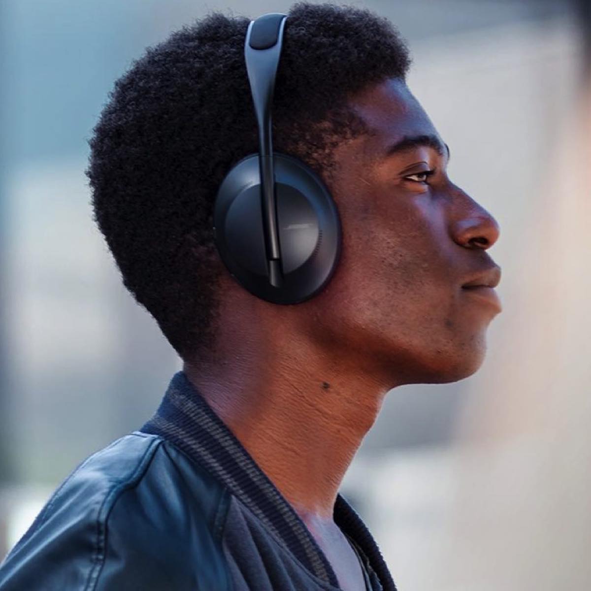 Bose Noise Cancelling Headphones 700
